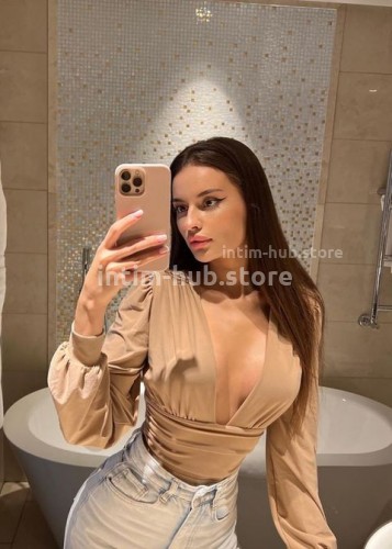 Аня, Г. Редкино