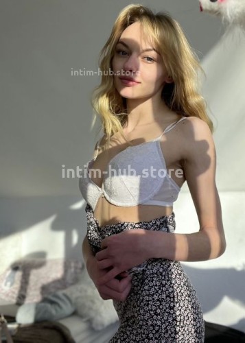 Оля, Г. Редкино